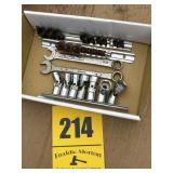 Wobble, sockets torque bits and two wrenches