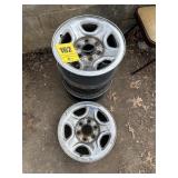 GM factory wheels 6 lugs set of 4 they are 17