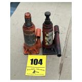 2 bottle jacks