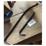 2 crowbars