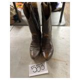 Size 8 1/2 menï¿½s cowboy boots