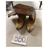 Menï¿½s cowboy boots size 9
