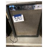 Guitar amp does power up