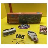 Collectibles sky raider flying model kit, spotter