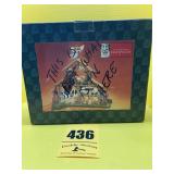 Farm animals, decorations this is whatï¿½s in there