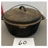 Cast-iron bean pot with lid