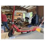 Razor needs charger E175