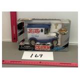 Pepsi-Cola gift bank, the golden Classics