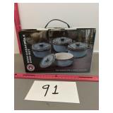 Mini casserole dish set you in a box