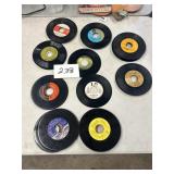 45 vinyl records, including Ringo star Grandel,