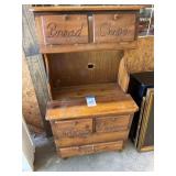 Bread, chips, taters, onions, and beans, kitchen