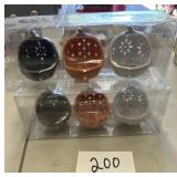 Total of six Yankee candle Halloween holders