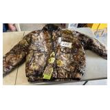 Hunting coat large never worn Burley camo built