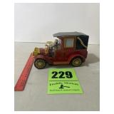 Battery operated tin car