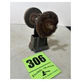 Belt driven pulley grinder