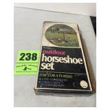 Outdoor horseshoe set