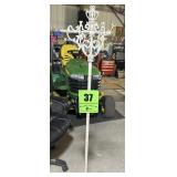Metal yard art 59 inches high nice decorative