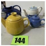 4 teapots