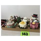 7 teapots