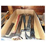 Hammers & Chisel