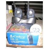Cobra HH-35 Portable Radios