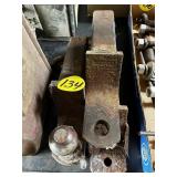 (3) Insert Hitches