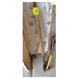 Hoof Trimmer & Hammer