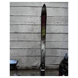 Metal Box w/Skis