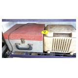 Phonograph & Sparton Radio (Untested)