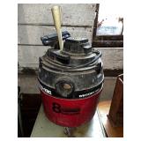 8 Gallon Shop Vac (Works)