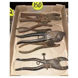 Primitive Wrenches