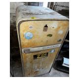 IH Refrigerator (AS IS)