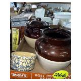 (2) Bean Pots & Custard Cup (2) Bean Pots & Custard Cup