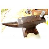 Kohlswa Sweden 72 Pound Anvil w/Cutting Tool Kohlswa Sweden 72 Pound Anvil w/Cutting Tool