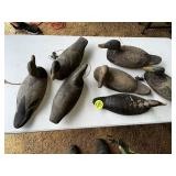 7 Wooden Decoys 7 Wooden Decoys