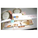 Oneida Knives, Picture Frames & Knick Knacks