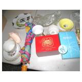 Knick Knacks & Flashlight (New)