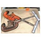 (2) Rigid Pipe Cutters