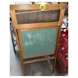 Childs Easel & Chalkboard