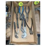 Pliers & Adjustable Wrenches