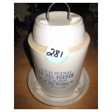 Red Wing Ko-Rec Chicken Feeder (Chipped)
