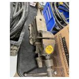 Anvil/Vise