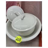 Porcelain Wash Basin & Chamber Pot (Damaged)