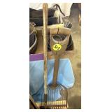 Hoe & Metal Coal Shovel