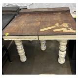 Dining Table w/2 Leaves (Matches Lot #194)
