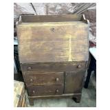 Primitive Drop Front Desk w/Pigeon Hole