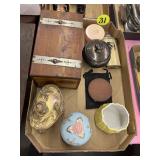 Jewelry Boxes & Powder Boxes