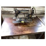 Singer Sew Machine w/Table