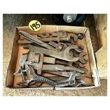 Primitive Wrenches