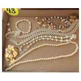 Necklaces & Costume Jewelry